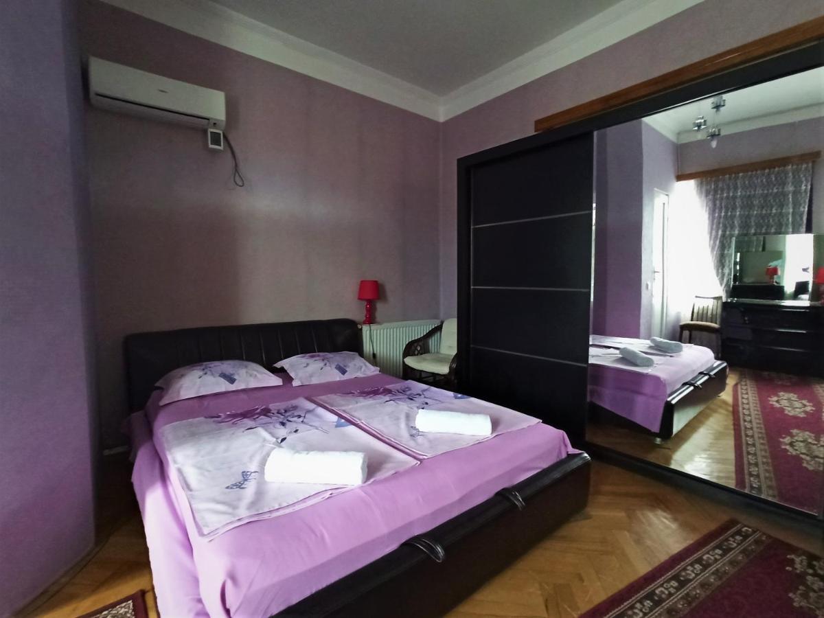 Guesthouse Lilia &Wine Celler Telavi Buitenkant foto