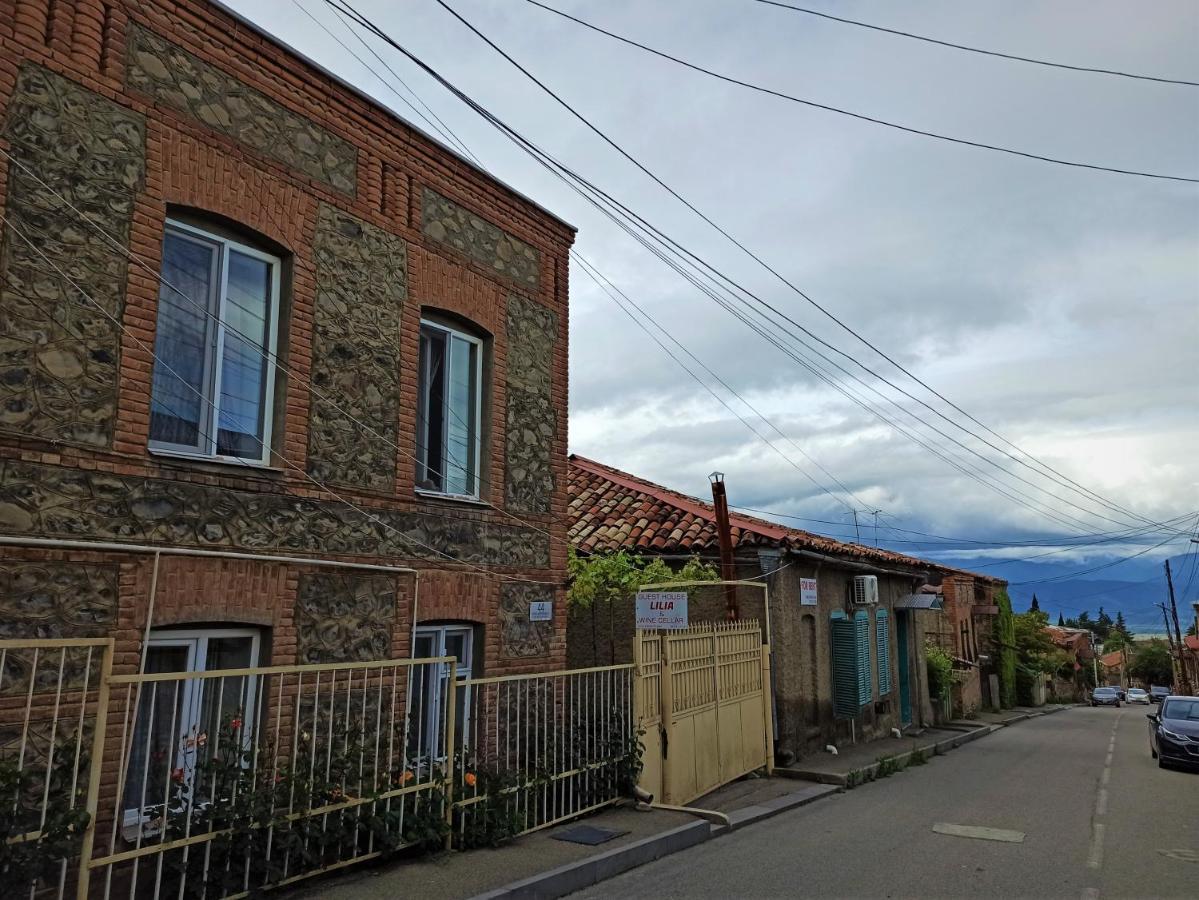 Guesthouse Lilia &Wine Celler Telavi Buitenkant foto